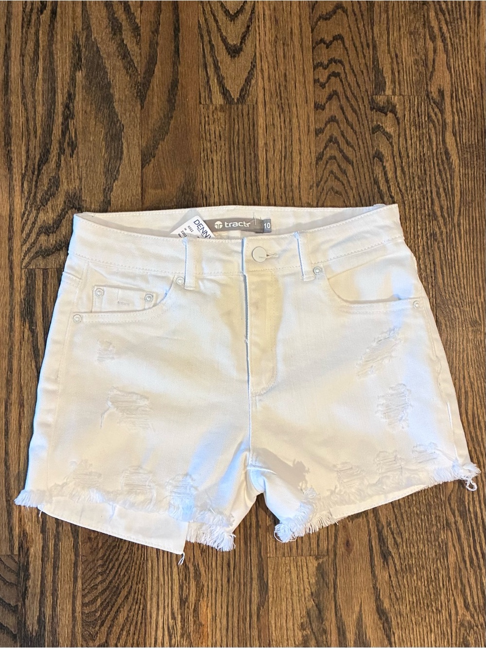Tractr White Distressed Women's Jean Shorts